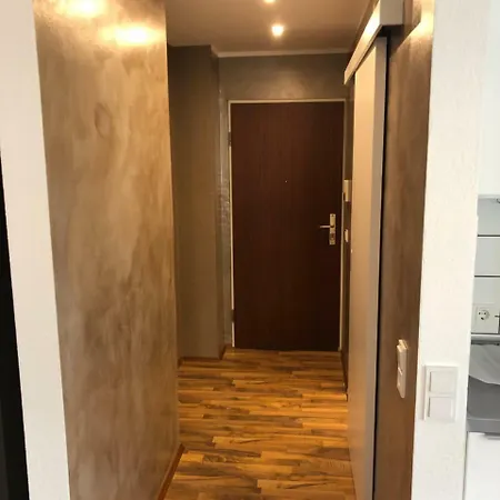Apartment Deutz/messe 81 *
