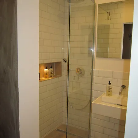 Deutz/messe 81 Apartment